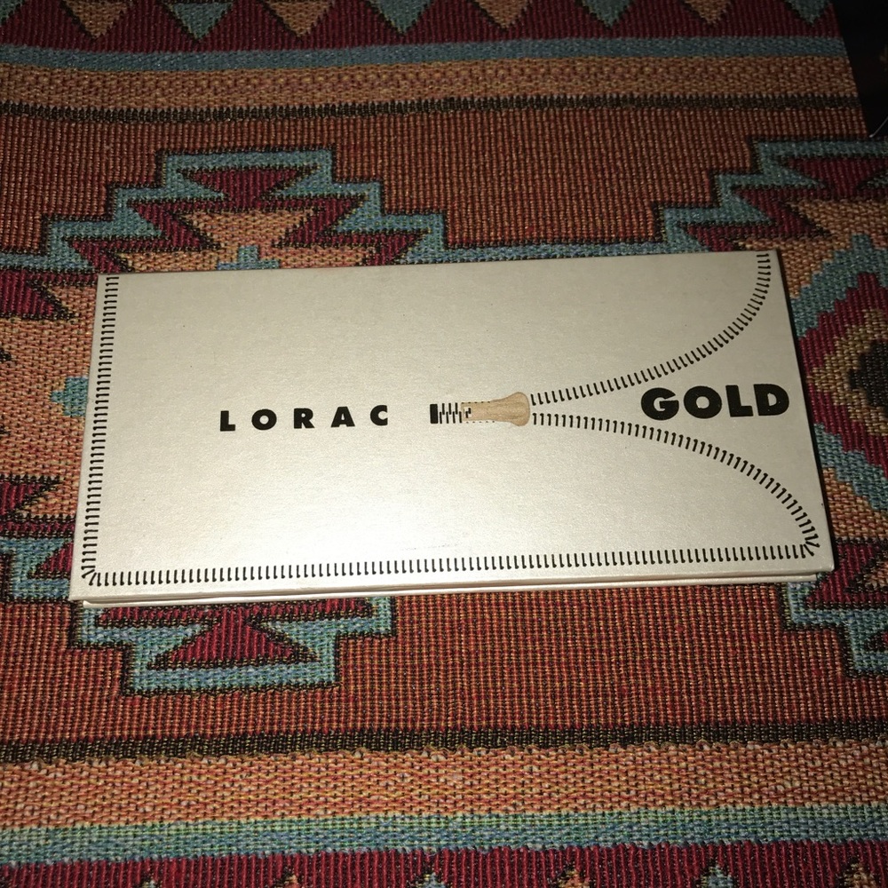 Lorac gold unzipped palette